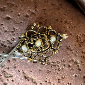 Hair Clip: Gold-Toned Metal Diamond Faux Pearl on Painted Metal Bobbypin