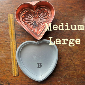 Heart Pan Gift Set: Ready to Make Gift Baskets with Vintage Containers